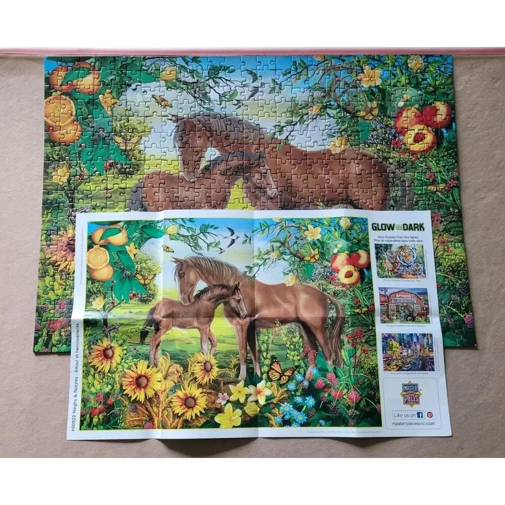 Master Pieces Puzzle Glow In The Dark Hidden Images Neighs & Nuzzles 500pc